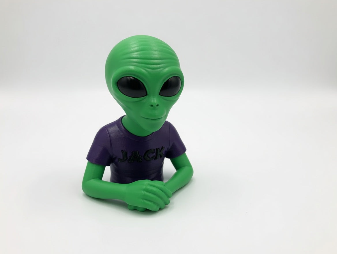 Personalized Alien with T-Shirt Figurine