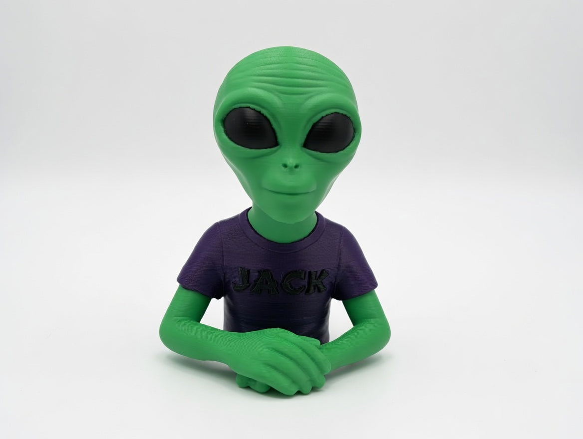 Personalized Alien with T-Shirt Figurine